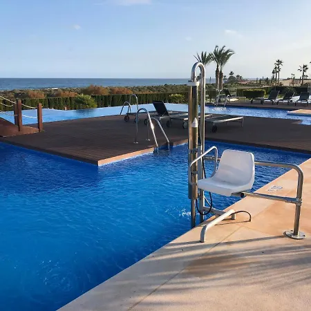 Vista Al Oceano Mediterraneo Apartment *